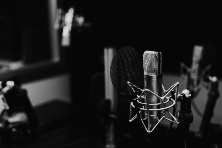 HOW TO RECORD A PROFESSIONAL SOUNDING PODCAST